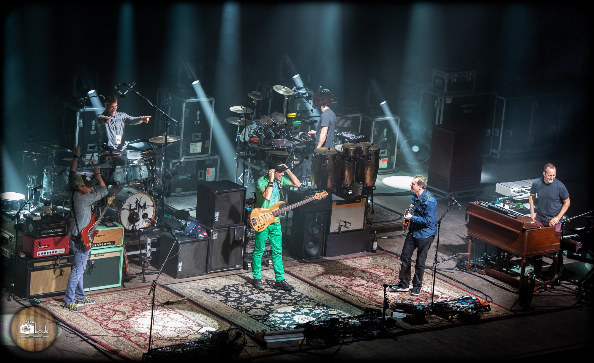 Umphrey’s McGee Lights Up The Palace Theatre in Albany With Guests Vinnie Amico & Robert Walter