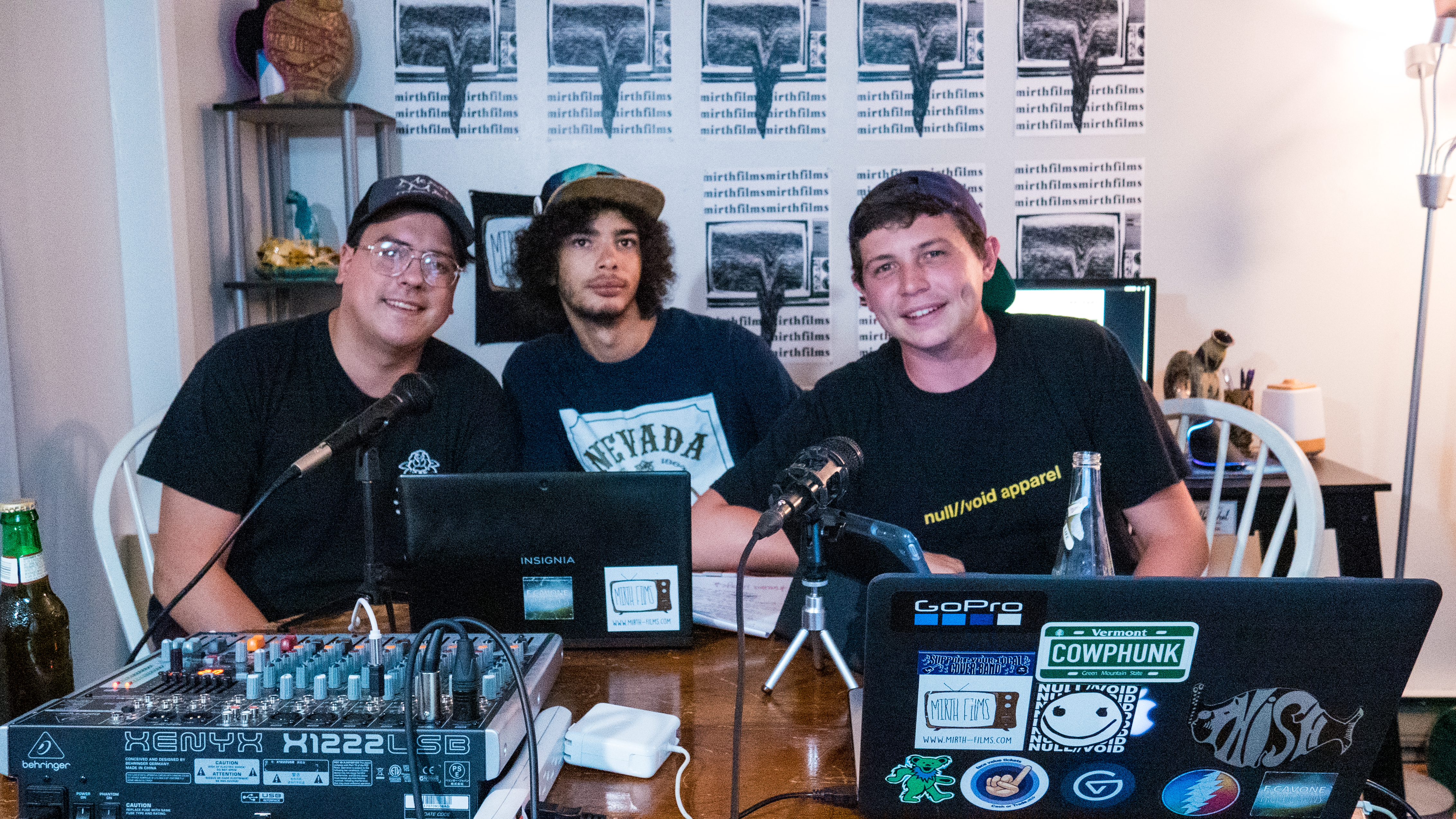 Ep. 20: Moonage Daydream | Kinda Live Kinda Livin’ Podcast