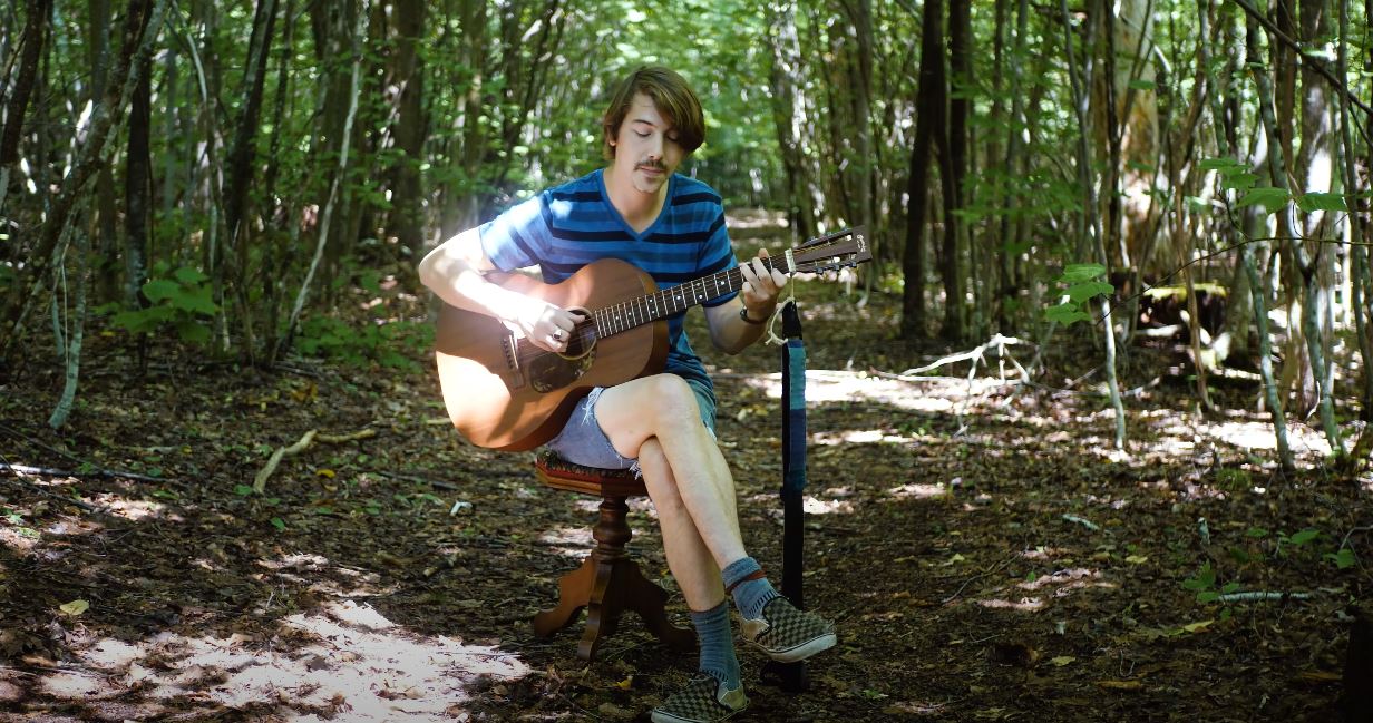 VIDEO: Joesph Biss – “marrymebury”