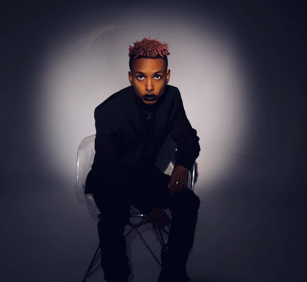 Interview: Pink Nois on storytelling, world-building and his new single “Callin'”