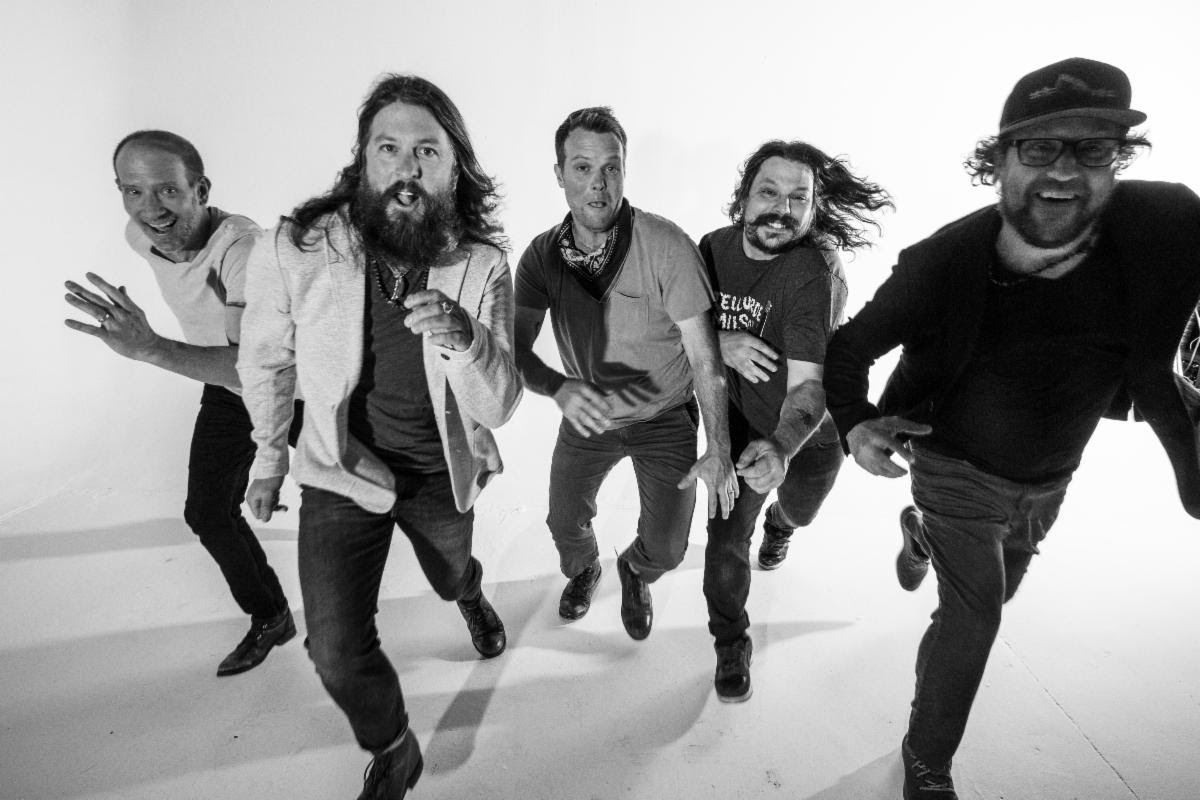 Greensky Bluegrass Releases New Song “Grow Together”