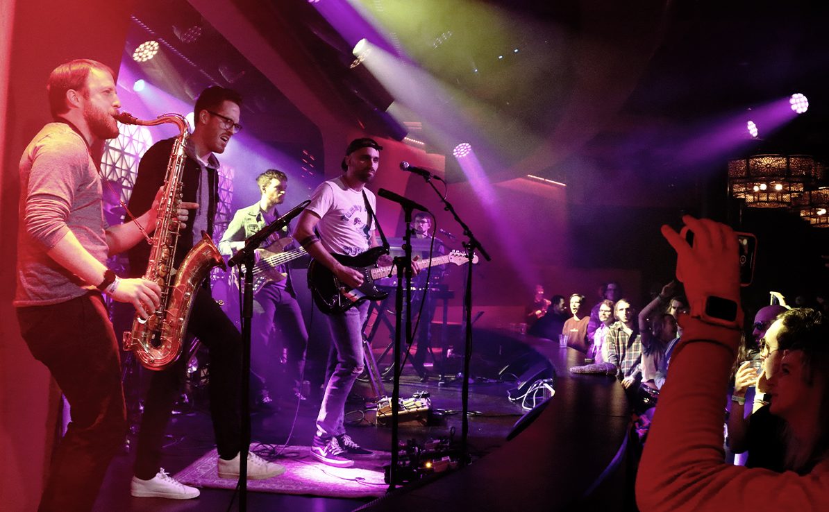 Worth the Wait: Aqueous Christen New Brooklyn Venue with Fan Favorites and Surprise Sit-Ins