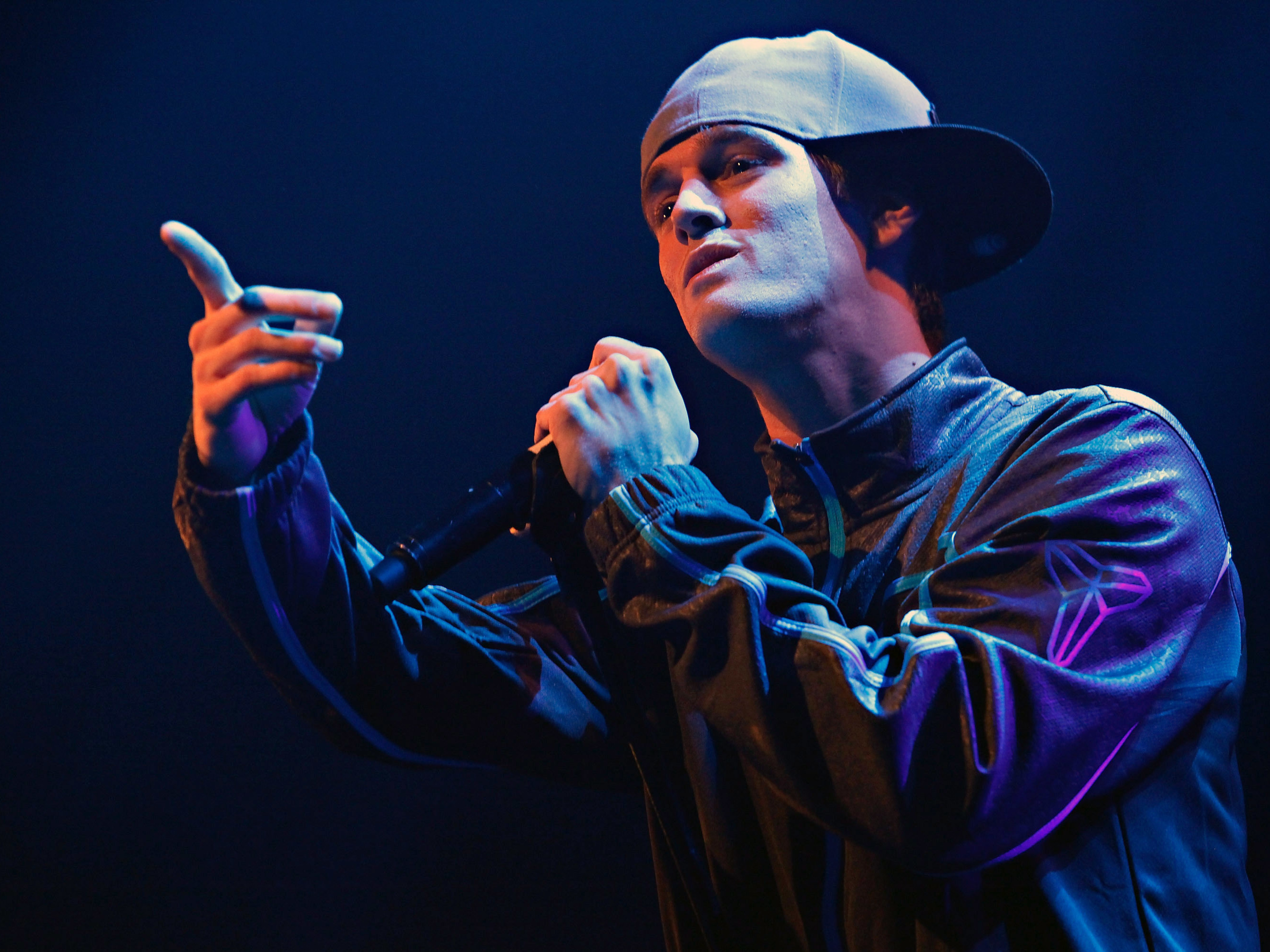 Aaron Carter Found Dead at Age 34