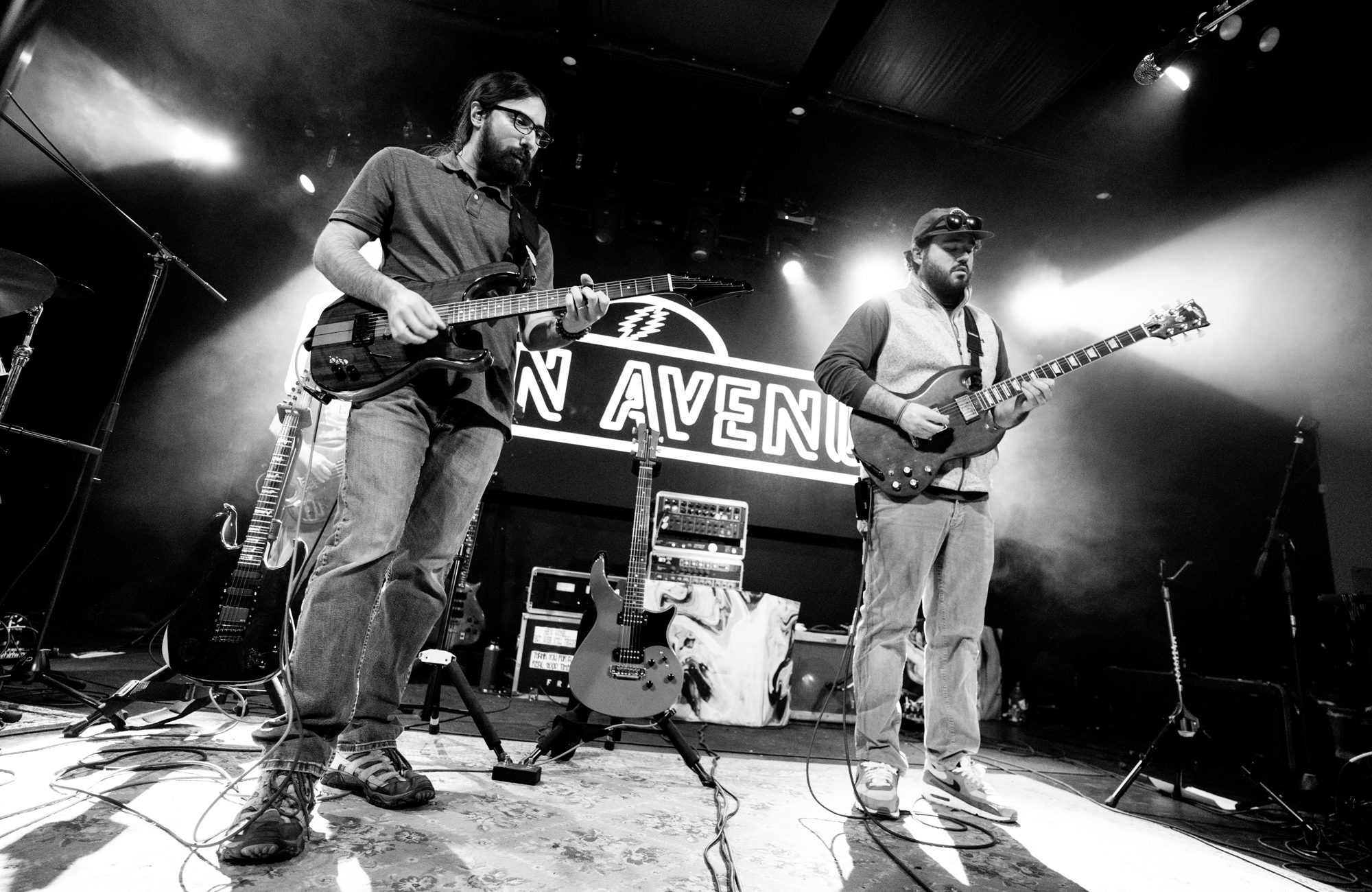 Gallery: Neon Avenue Takes Over Putnam Place For 2 Sets