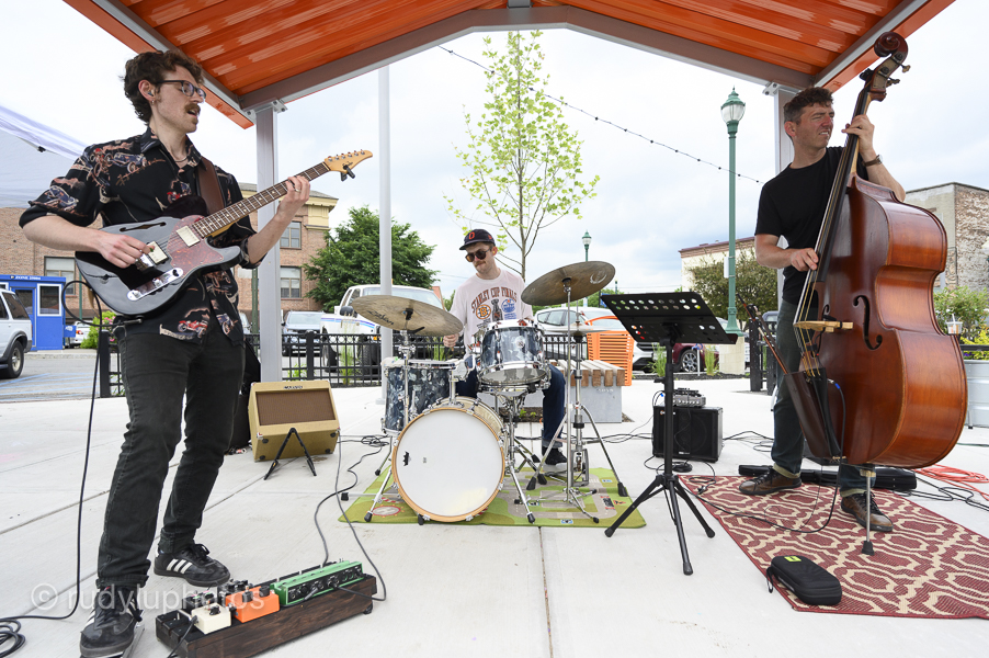Recap: Kildeer Trio Opens the Jazz On Jay Season in Schenectady, NY