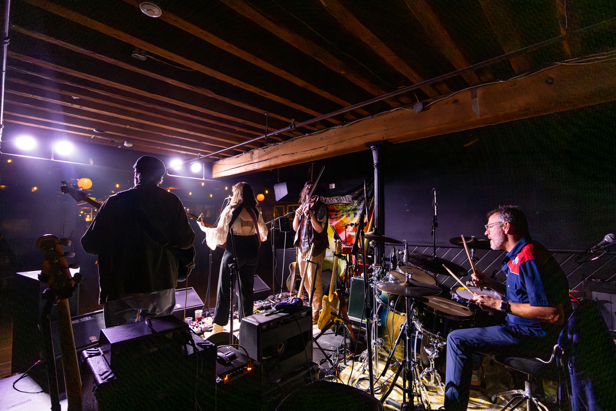 bob. and Laura Leigh Play Bob Dylan at Ophelia’s in Albany, NY 11/7/2024